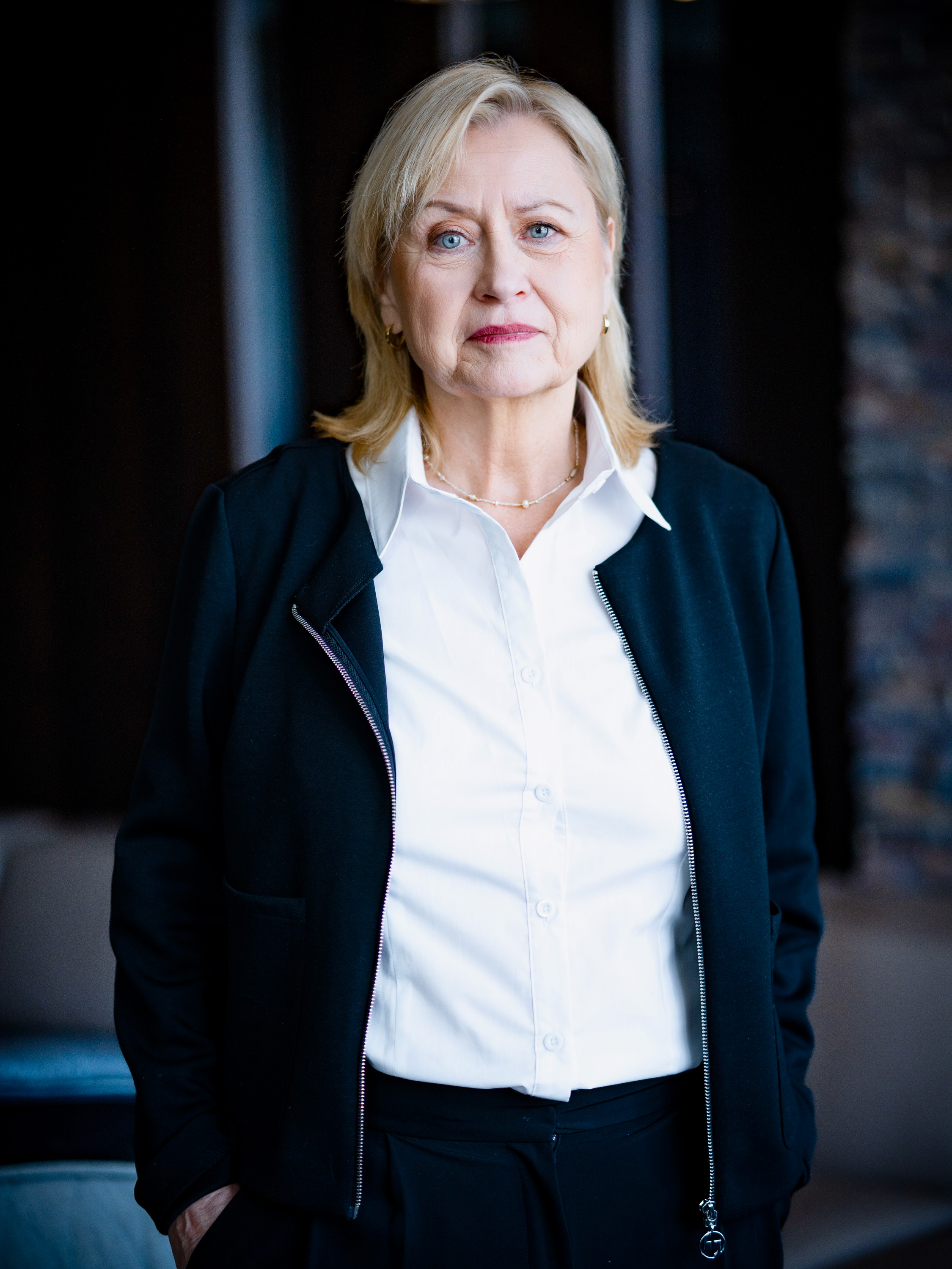 Heike Reichenwallner – Portraitfoto 2024 (5)